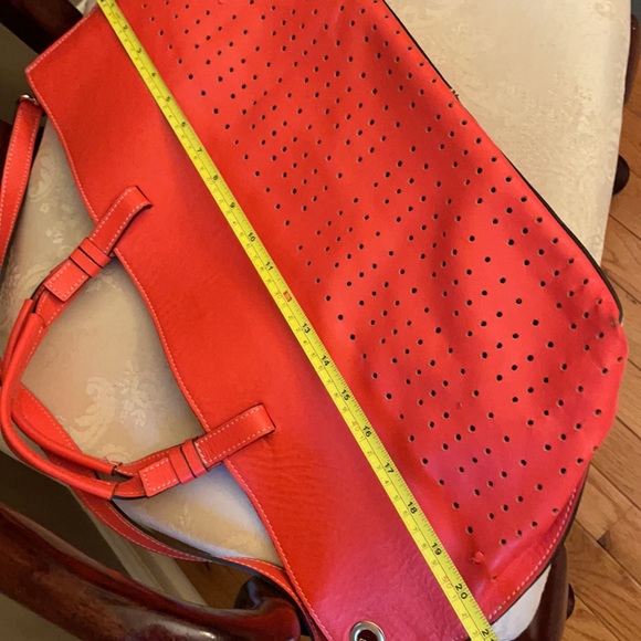 Vittoria Napoli Italian Leather Perforated Tote - Picture 5 of 11